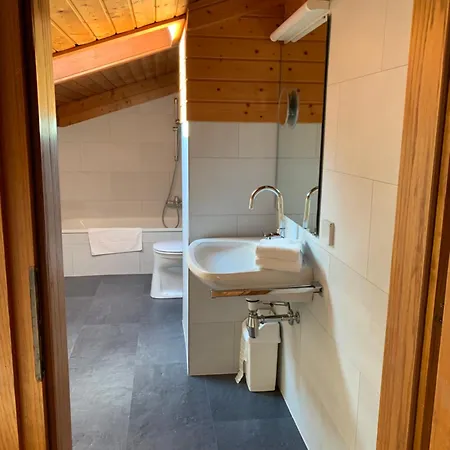 Und Therme 1 *